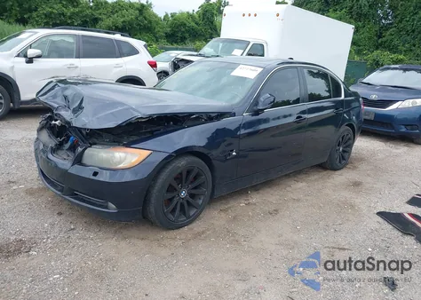 2006 BMW 330Xi z USA, uszkodzony, nr VIN WBAVD33536KV65114